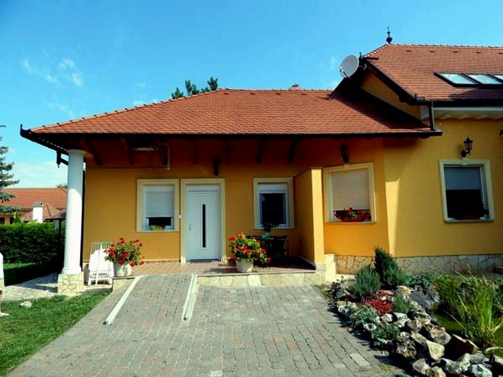 Georgina Apartman Harkány Exterior foto