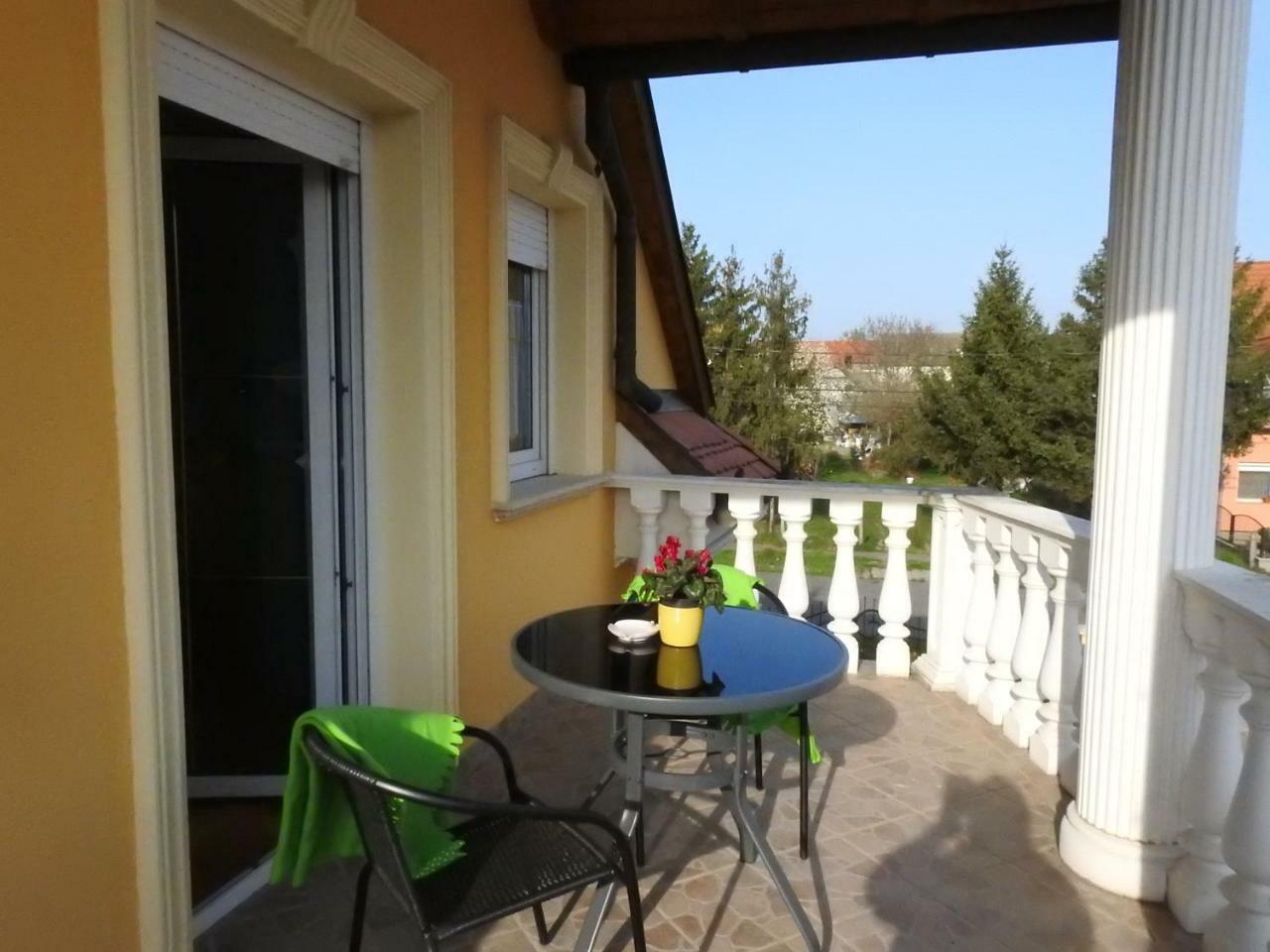 Georgina Apartman Harkány Exterior foto